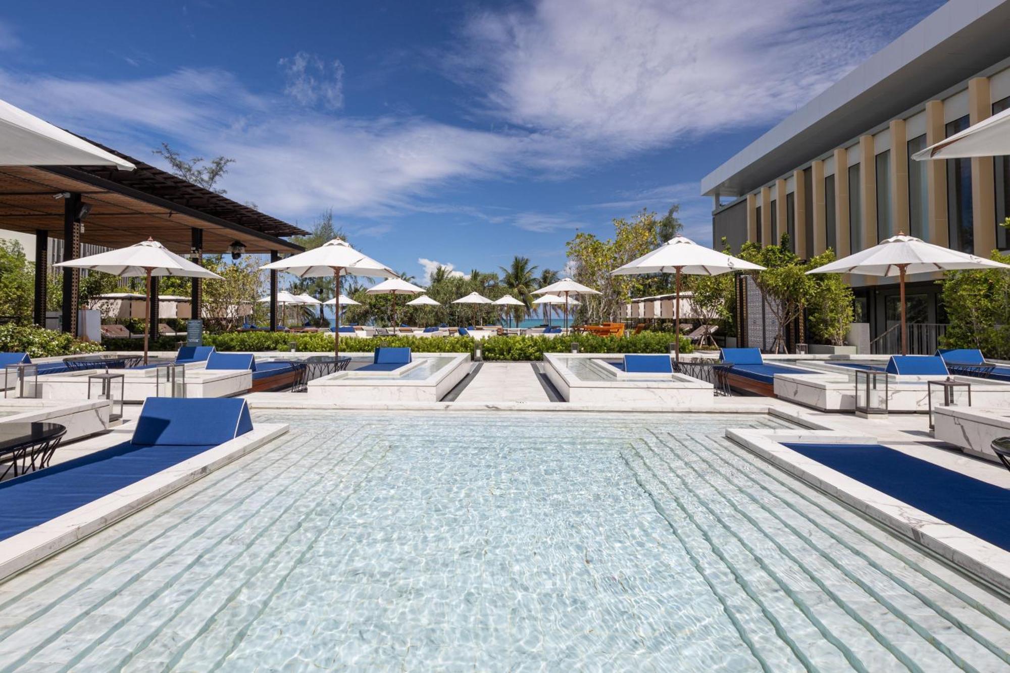 Four Points By Sheraton Phuket Patong Beach Resort Екстериор снимка