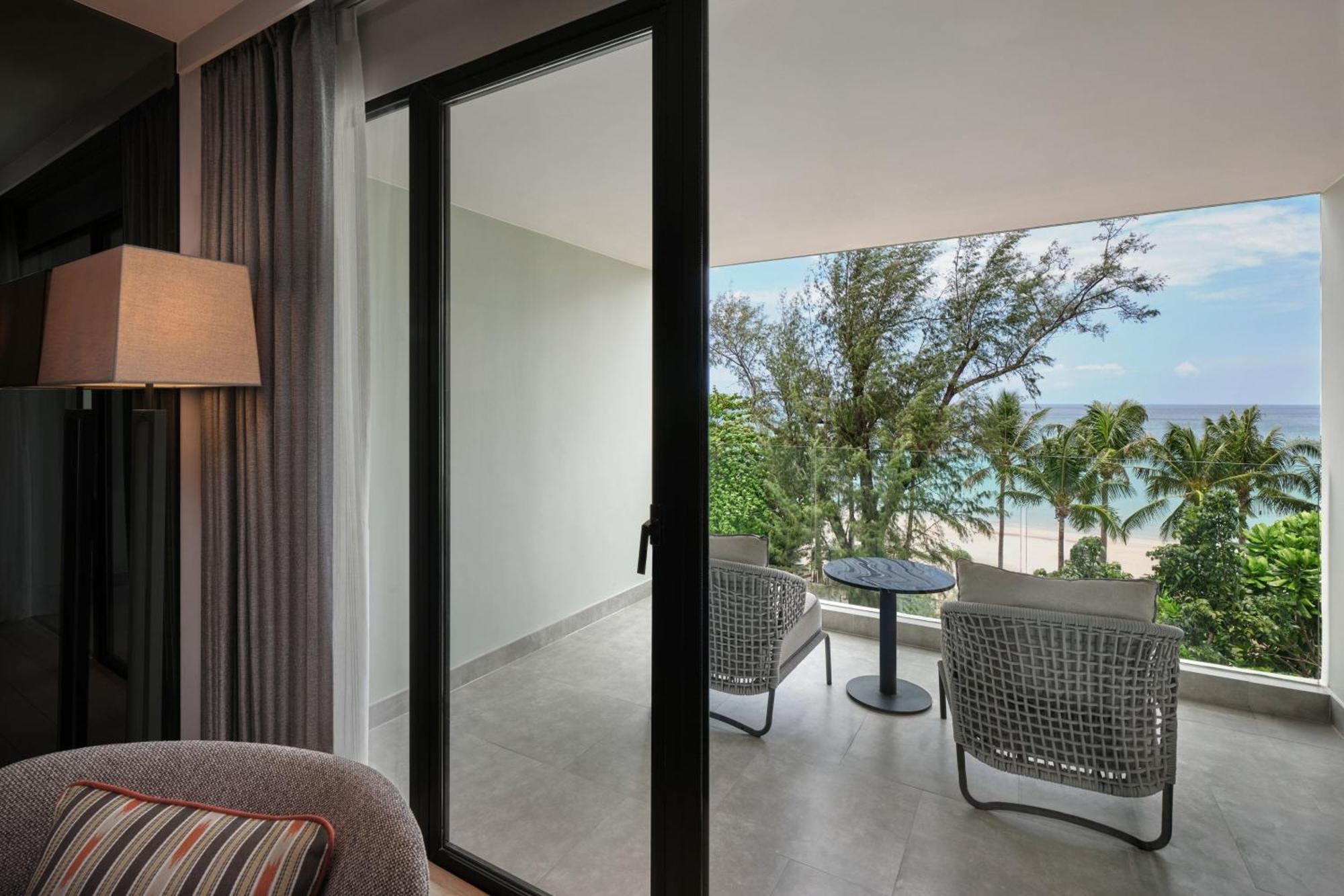 Four Points By Sheraton Phuket Patong Beach Resort Екстериор снимка